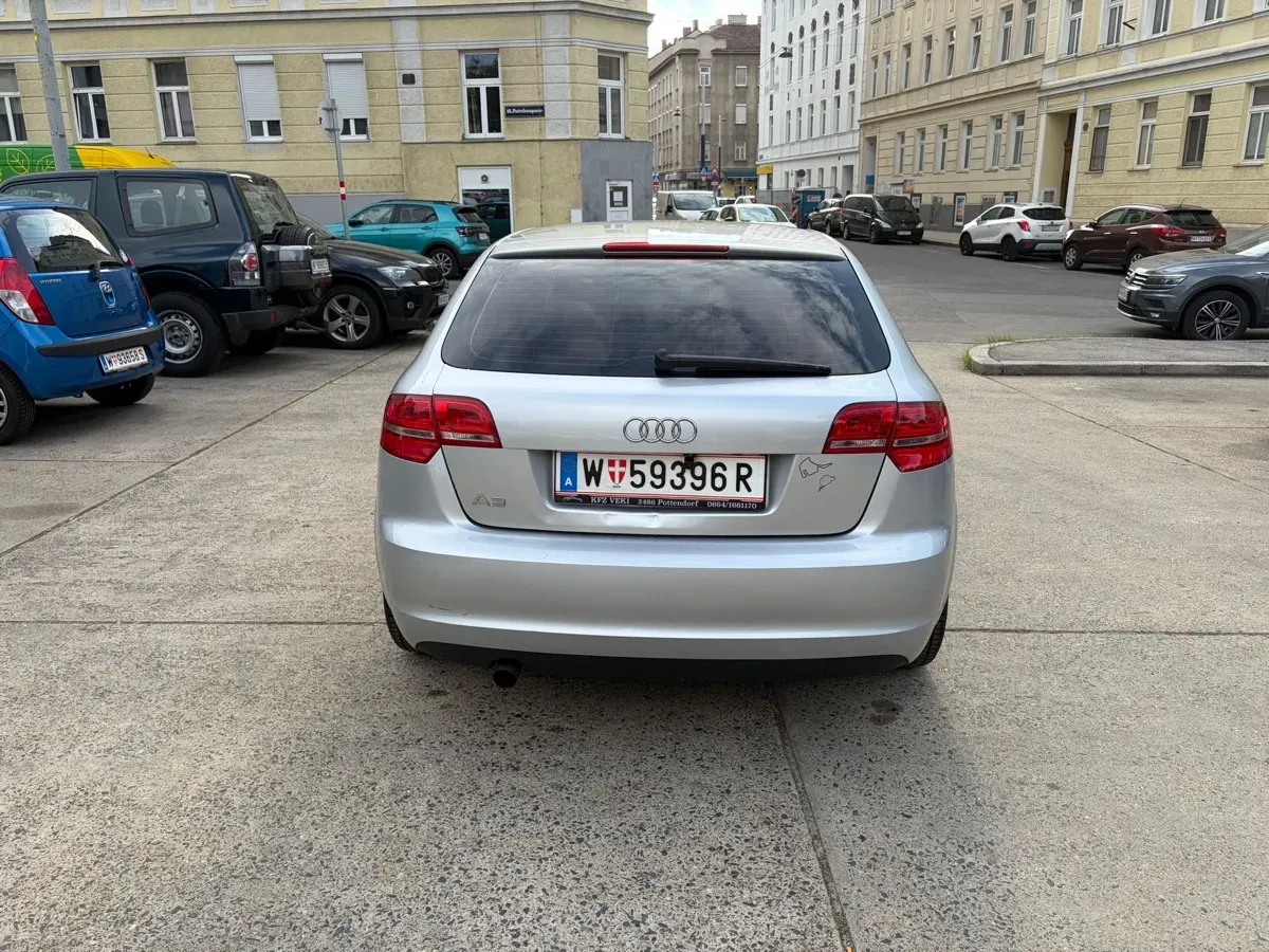 Audi A3 2009 photo 2