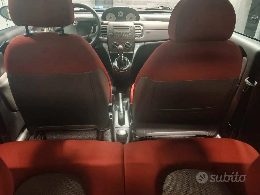 Lancia Ypsilon 2006 photo 3