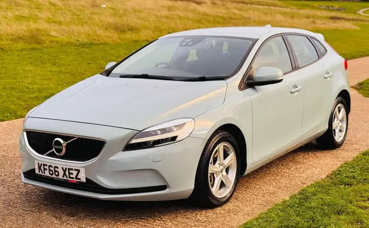Volvo V40 2017 photo 4