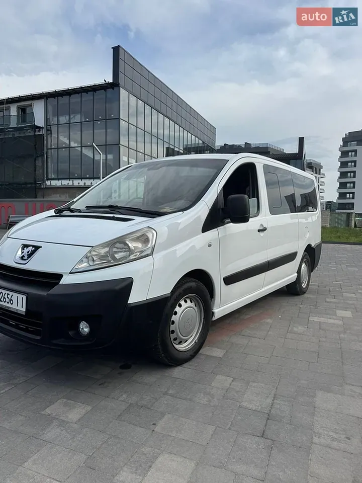 Peugeot Expert 2011 photo 2