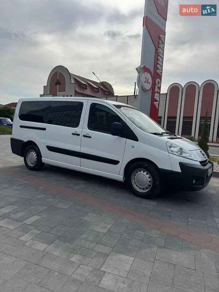 Peugeot Expert 2011 photo 3