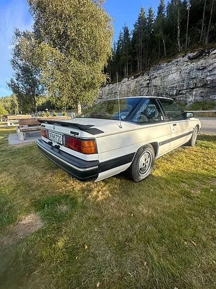 Mazda 929 1986 photo 5