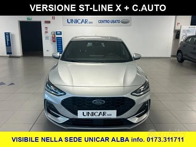 Ford Focus 2023 photo 2