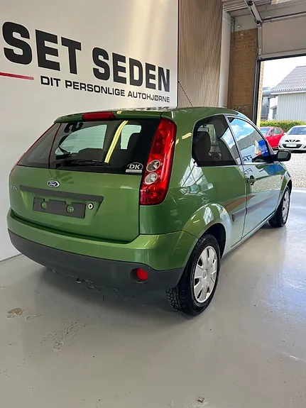 Ford Fiesta 2007 photo 3