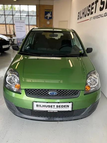 Ford Fiesta 2007 photo 2
