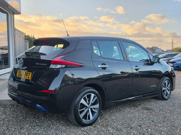 Nissan Leaf 2019 photo 5