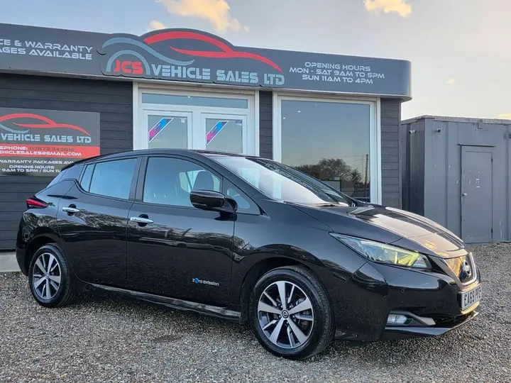Nissan Leaf 2019 photo 2