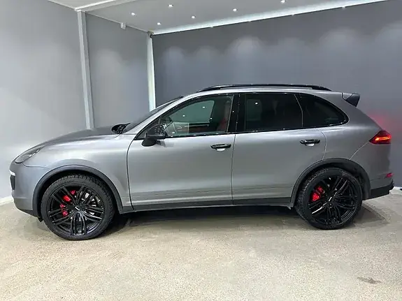 Porsche Cayenne S 2017 photo 3