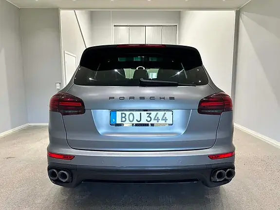 Porsche Cayenne S 2017 photo 5