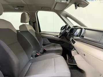Volkswagen Multivan 2022 photo 2