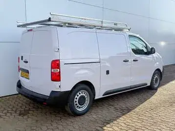 Opel E-Vivaro 2022 photo 2