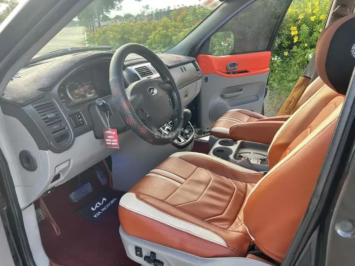 Kia Carnival 2009 photo 5