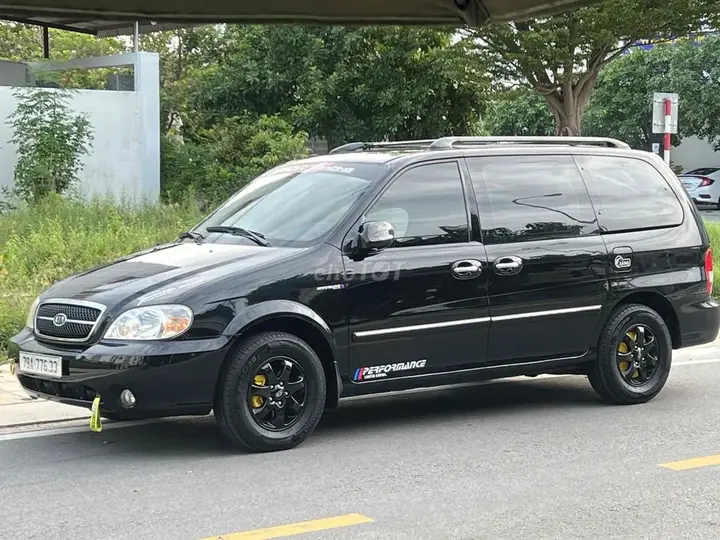 Kia Carnival