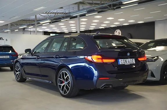 BMW 530E 2024 photo 3