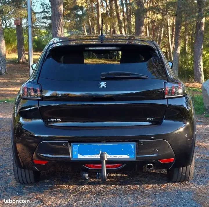 Peugeot 208 2023 photo 4