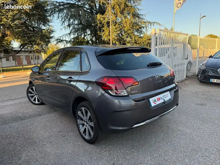 Citroen C4 2015 photo 3
