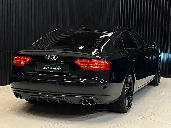 Audi A5 2010 photo 4