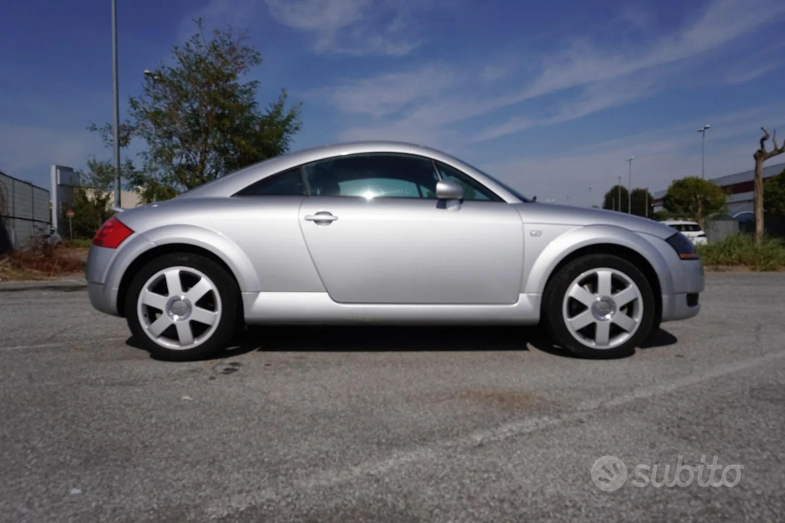 Audi Tt 1999 photo 3