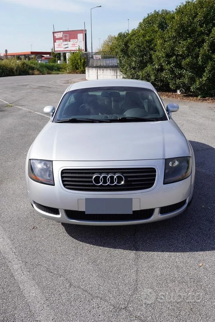 Audi Tt 1999 photo 4