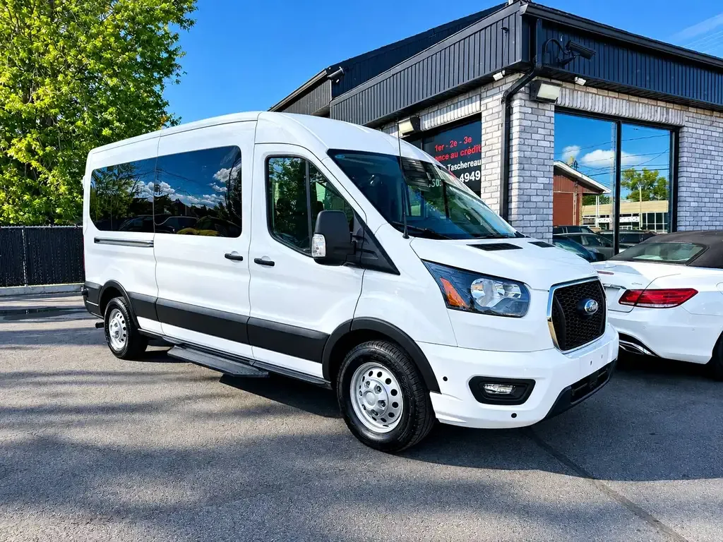 Ford Transit 2025 photo 4
