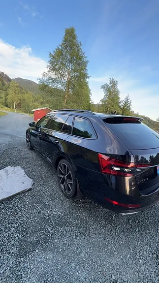 Skoda Superb 2024 photo 2