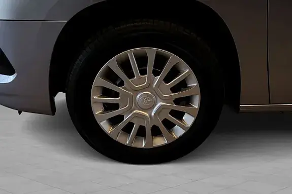 Toyota Proace City 2023 photo 2