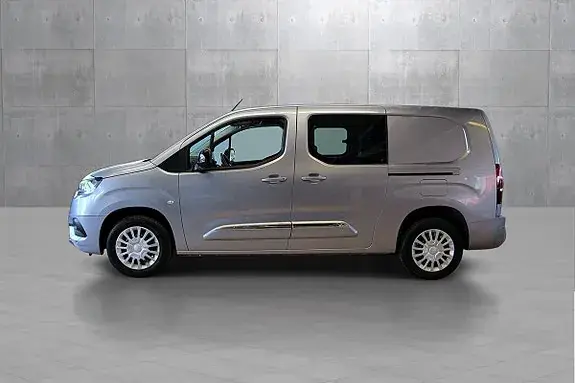Toyota Proace City 2023 photo 3