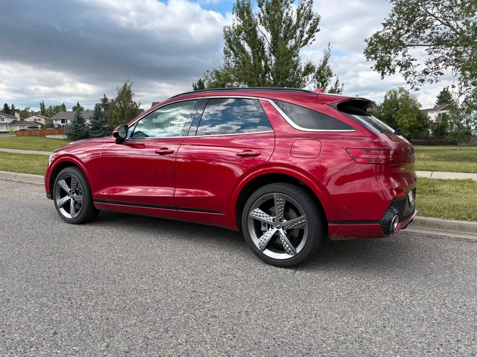 Genesis Gv70 2022 photo 2