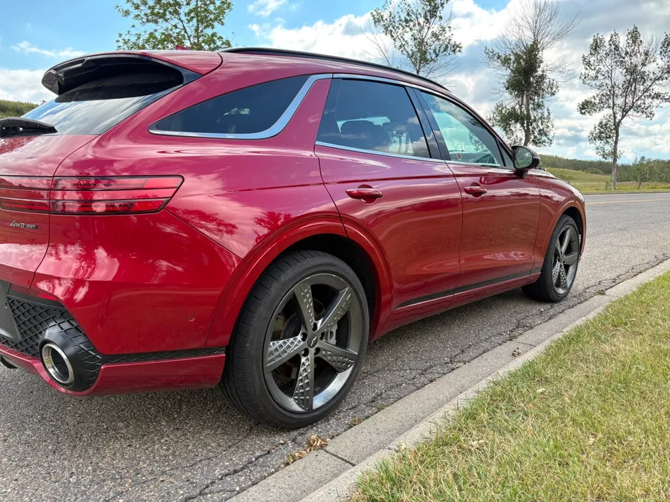 Genesis Gv70 2022 photo 3