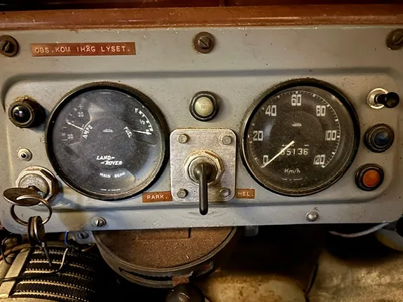 Land Rover 88 1961 photo 4