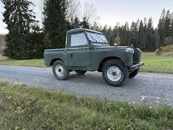 Land Rover 88 1961 photo 2