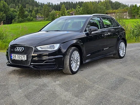 Audi A3 Sportback E-Tron 2016 photo 2