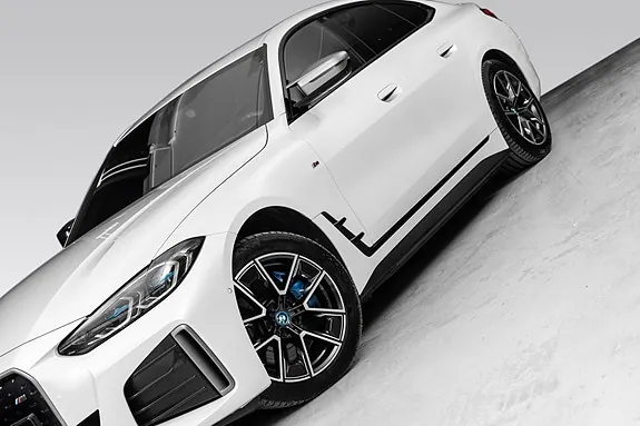 BMW I4 2024 photo 3