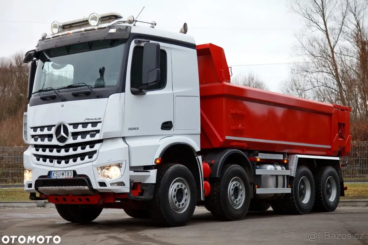 Mercedes-Benz Arocs