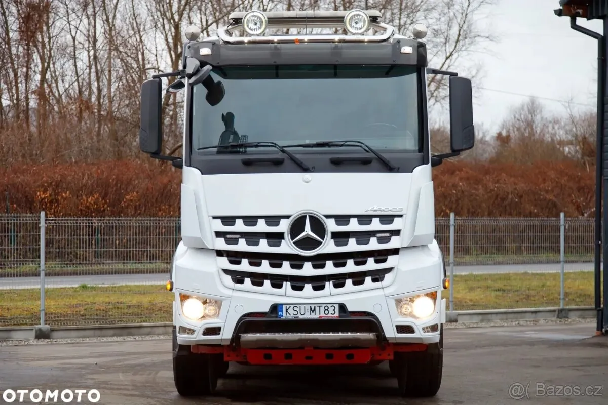 Mercedes-Benz Arocs 2018 photo 5