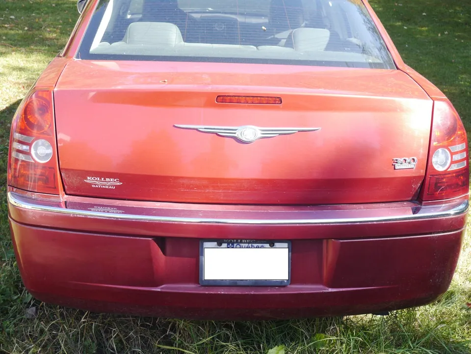 Chrysler 300 2010 photo 4