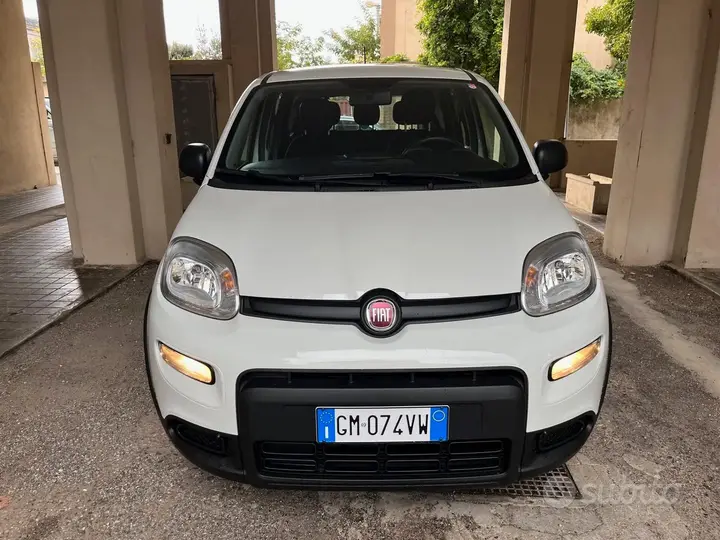 Fiat Panda 2023 photo 2