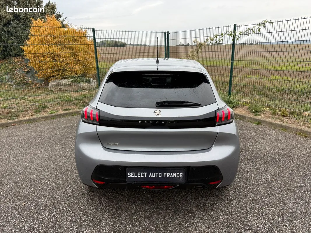 Peugeot 208 2022 photo 5