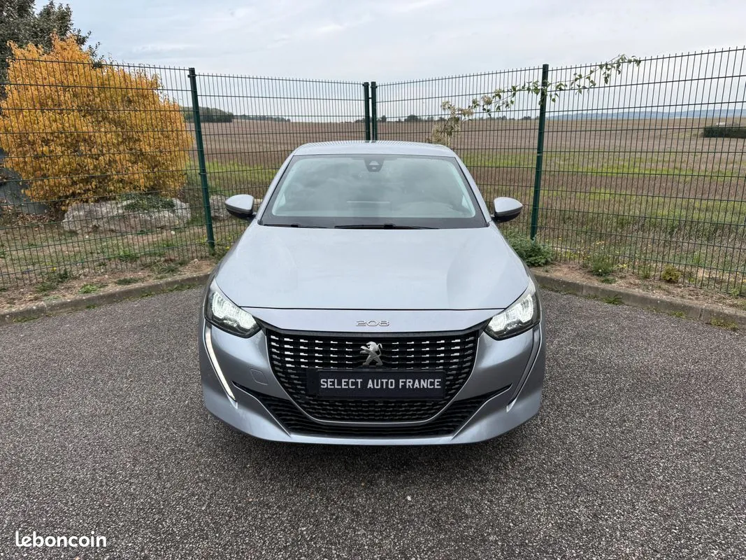 Peugeot 208 2022 photo 2