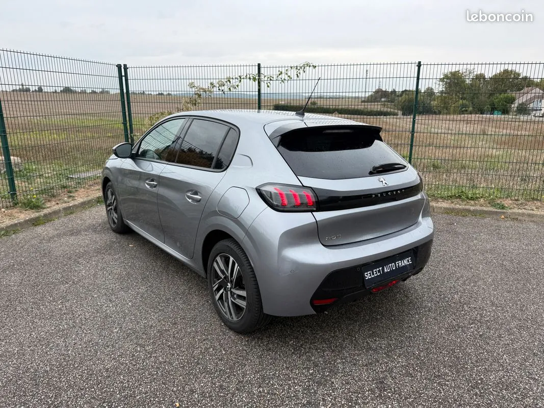 Peugeot 208 2022 photo 4