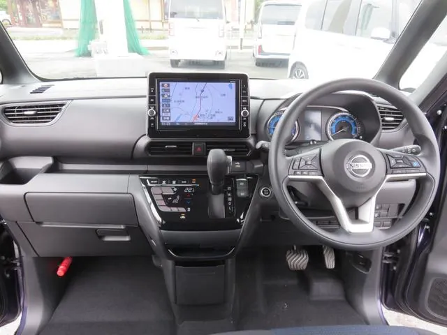 Nissan Dayz Roox 2020 photo 2
