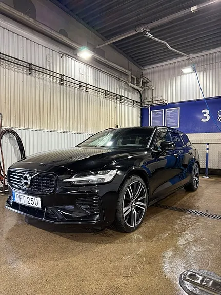 Volvo V60 2021 photo 3