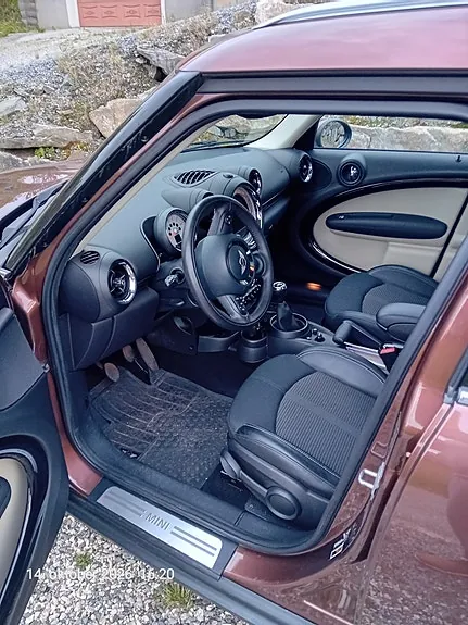 Mini Countryman Cooper D 2014 photo 2