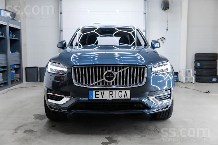 Volvo Xc90 2021 photo 2