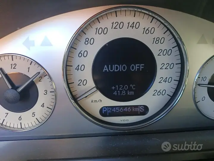 Mercedes-Benz E 220 Cdi