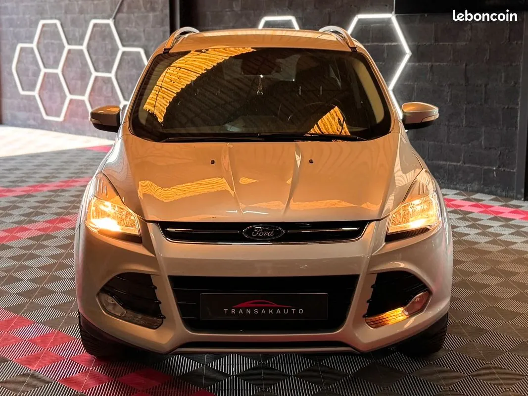 Ford Kuga 2016 photo 2