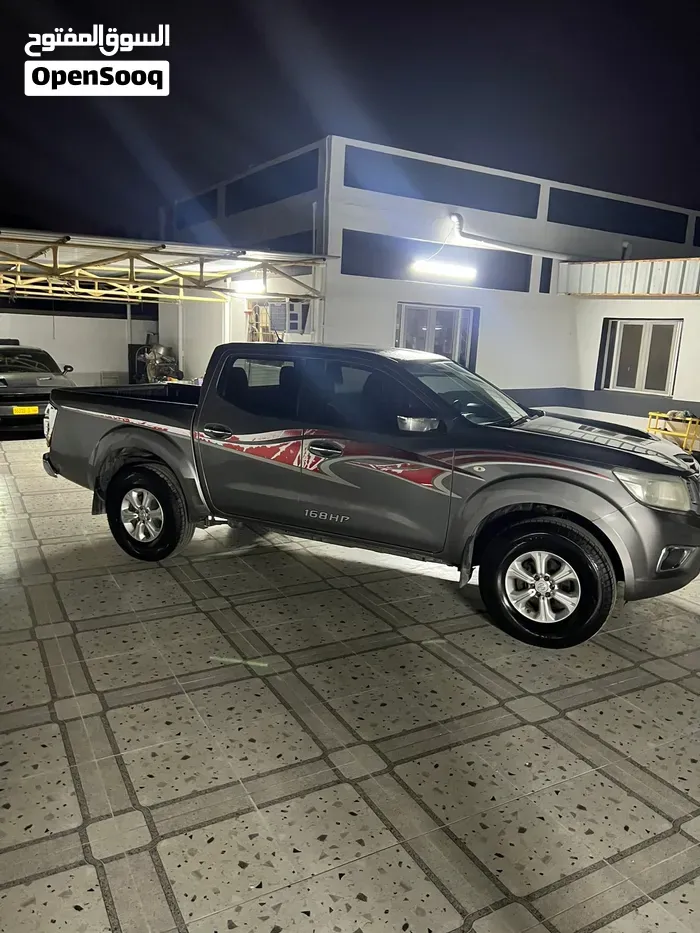 Nissan Navara 2018 photo 2