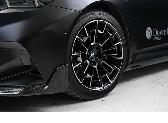 BMW M5 2025 photo 5