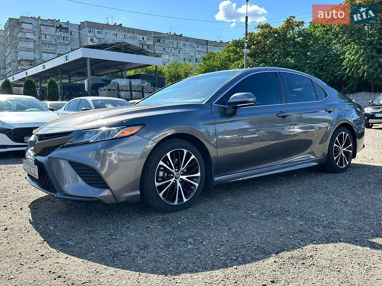 Toyota Camry 2018 photo 2