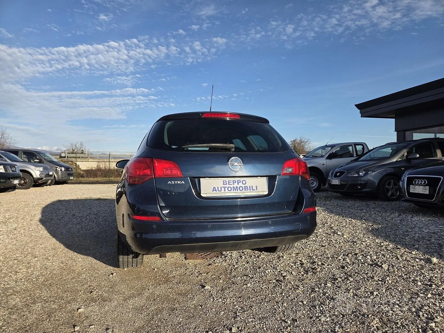 Opel Astra 2011 photo 5